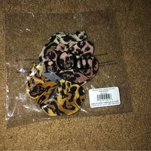 Ombre Leopard Scrunchies